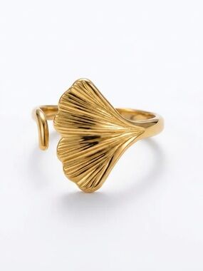 🍒3/$30 New Gold Ginkgo Leaf Ring